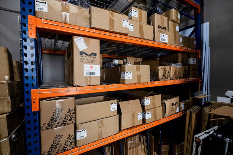 US business inventories unchanged in June