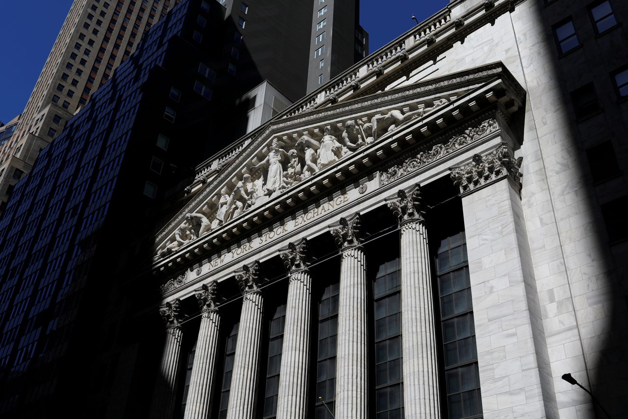 Stock market today: S&P 500, Nasdaq futures slide as chip sell-off deepens