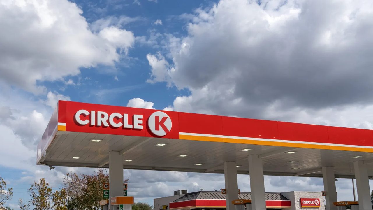 Alimentation Couche-Tard plans to acquire Polish c-store chain Żabka for $8.6B