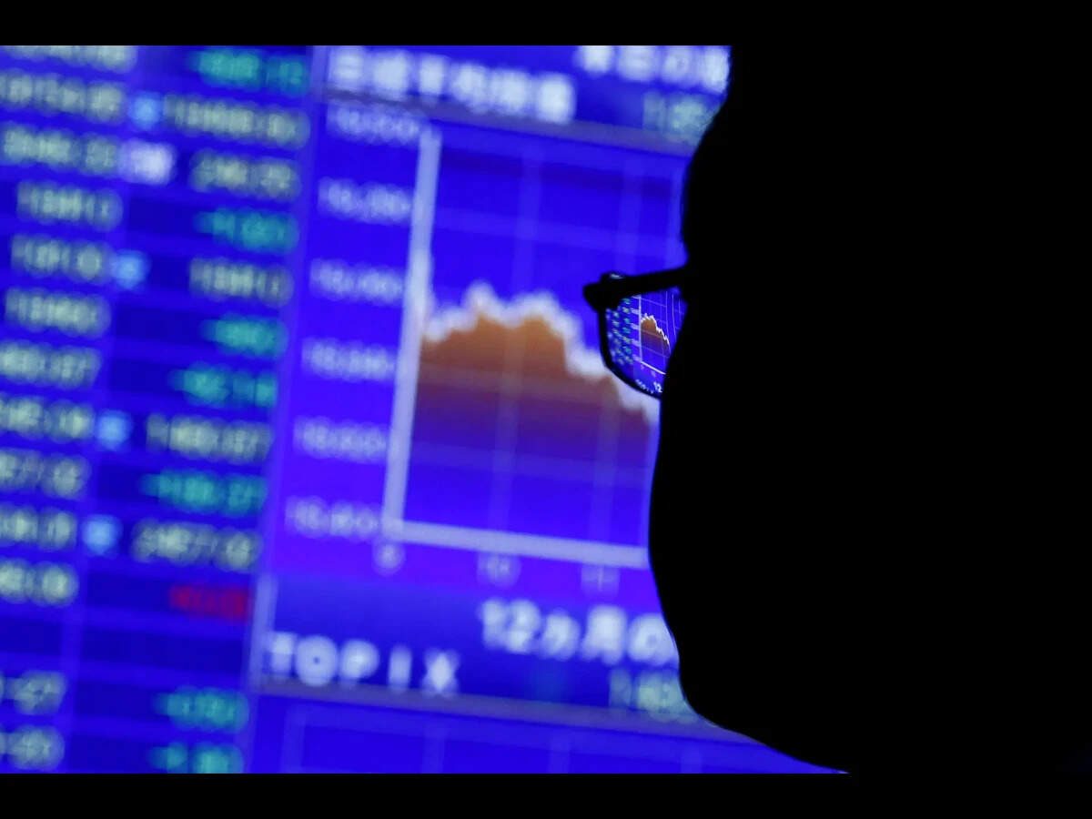 Indian benchmarks retreat as consumer profits jump and pharma sales slide