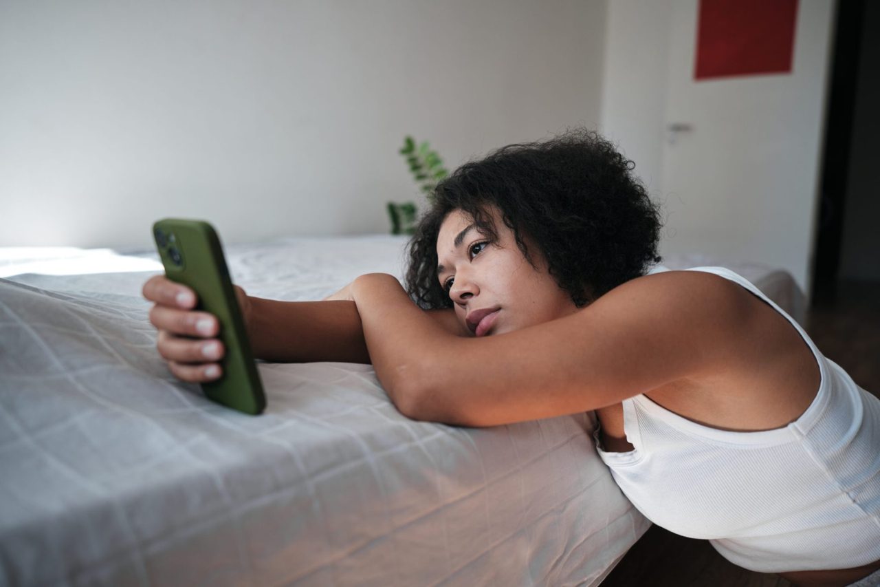 Social media fatigue increases receptiveness to direct ads
