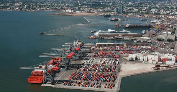 Five shipping lines warn Uruguay the port dispute is damaging its international standing