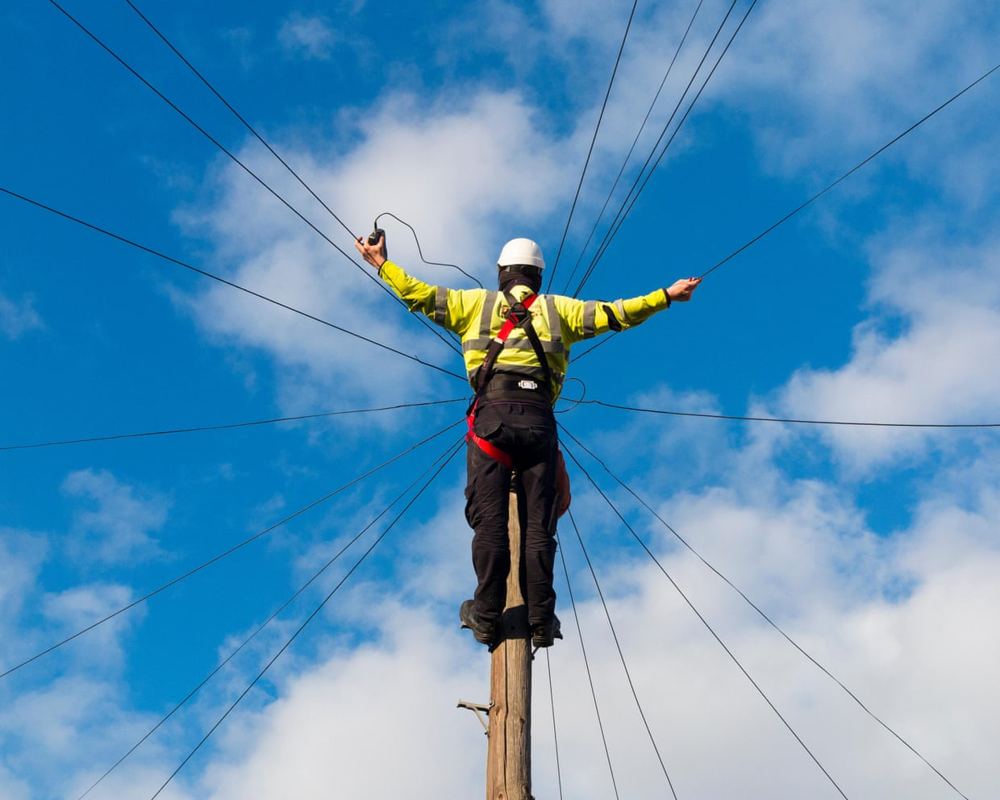 UK telecoms executives warn mobile delays threaten AI competitiveness