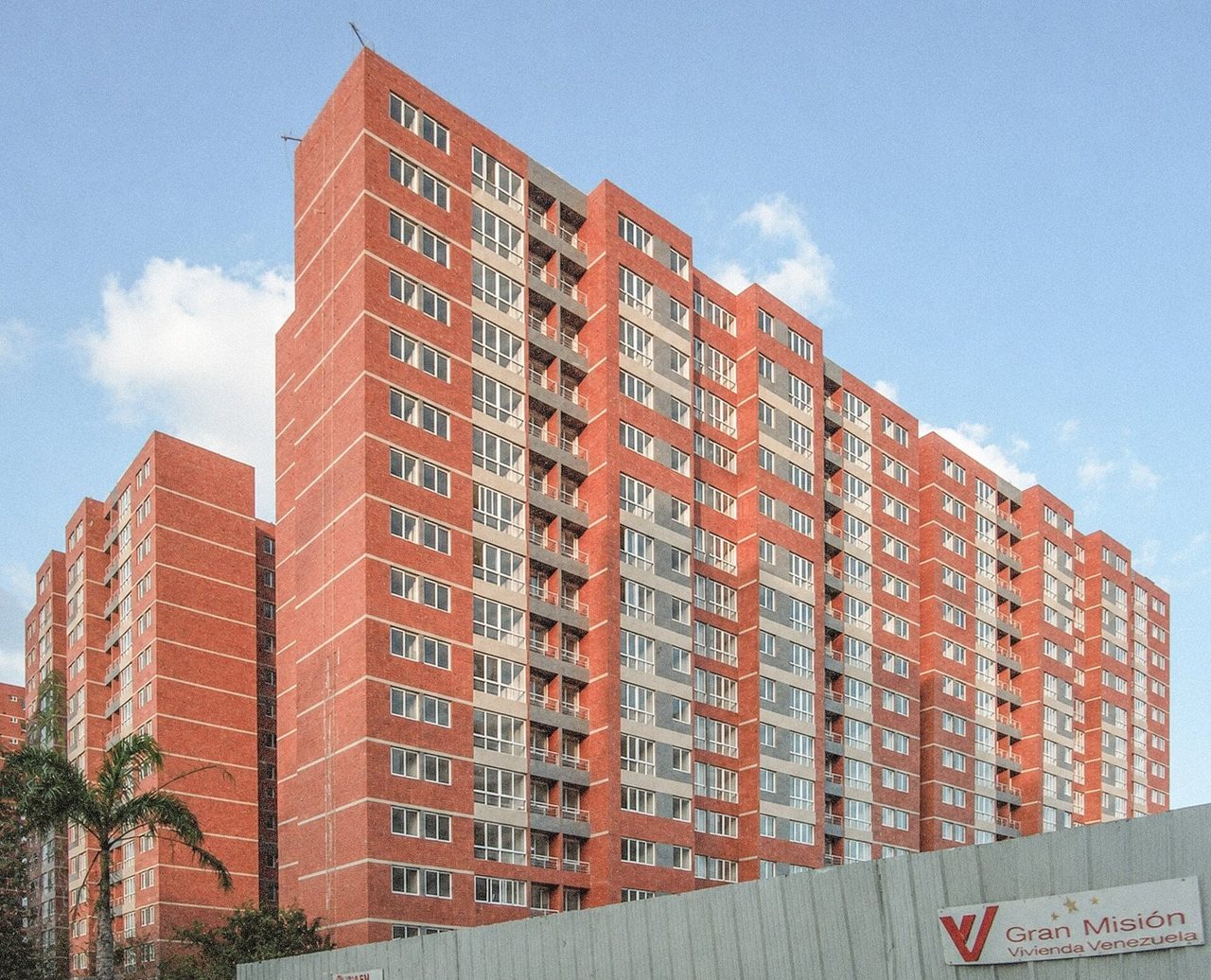 Venezuela Passes New Housing Law to Spur Construction After Quakes