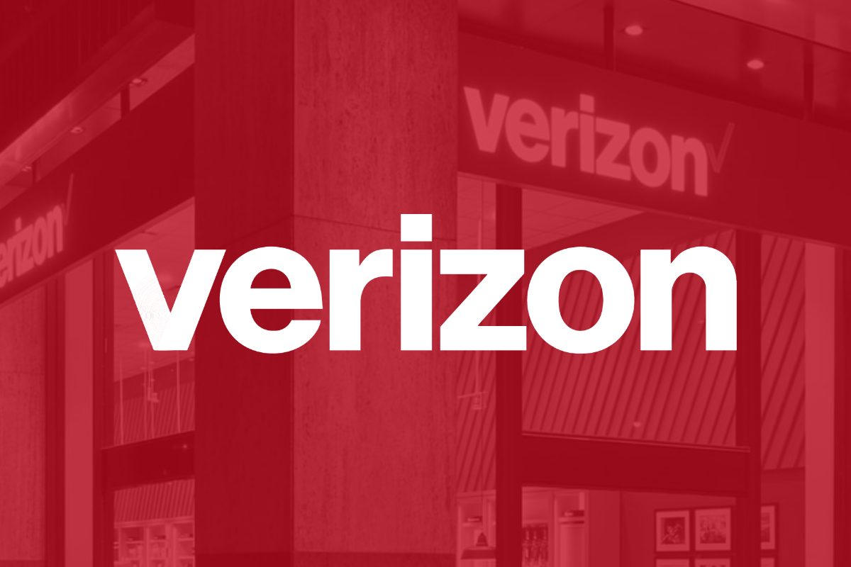 Verizon's 6.7% Yield Signals Overdone Sell-Off on SpaceX Threat