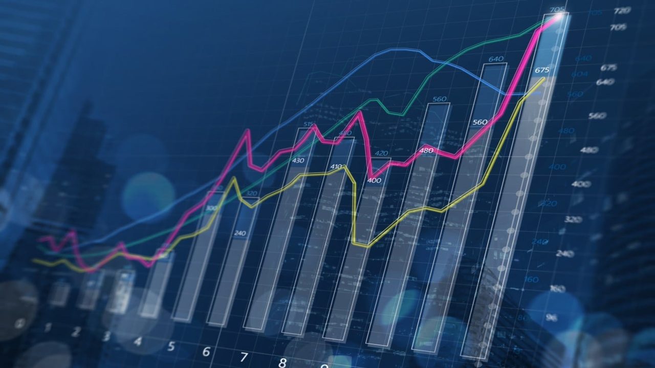 SCHG vs QQQ vs VUG: We Compared the Three Biggest Growth ETFs and One Is the Clear Winner for the Next Decade
