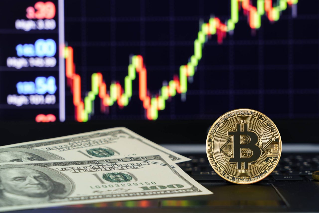 Over $700 million in Bitcoin left major exchanges in a single day