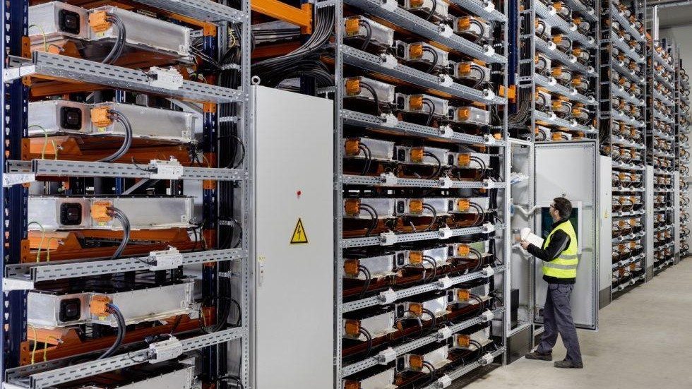 Solid-State Battery Breakthrough Clears Path for Automakers' Billions