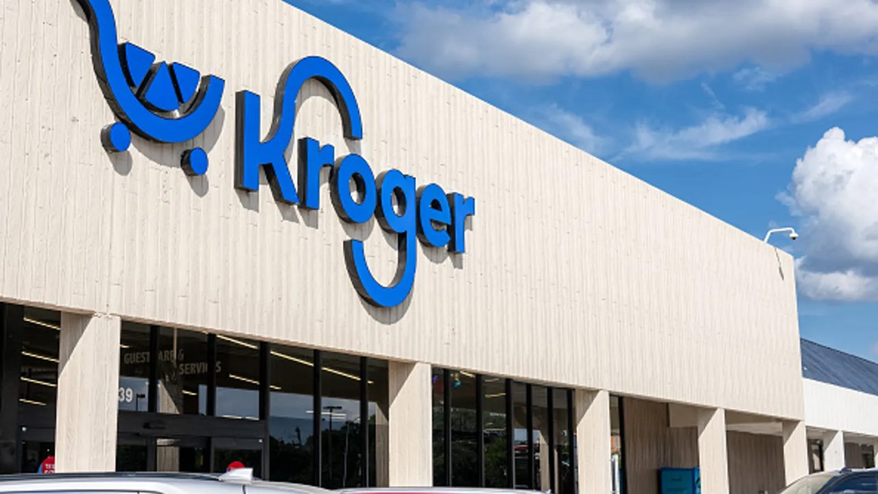 Kroger names former Walmart executive as first e-commerce chief