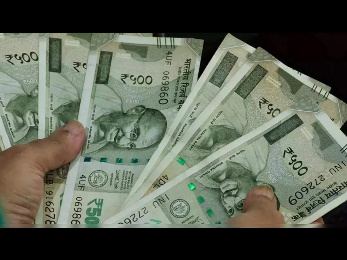 Rupee falls 11 paise on firm dollar, costlier crude