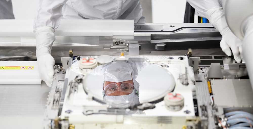 ASML Stock Plunges On China News, Leads Chip Stocks Lower