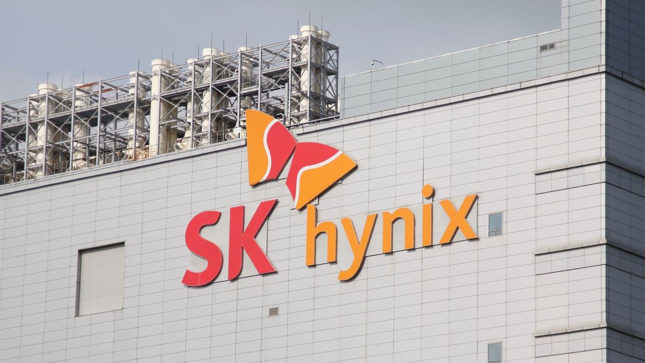 SK Hynix launches $28.6 billion share buyback and cancellation
