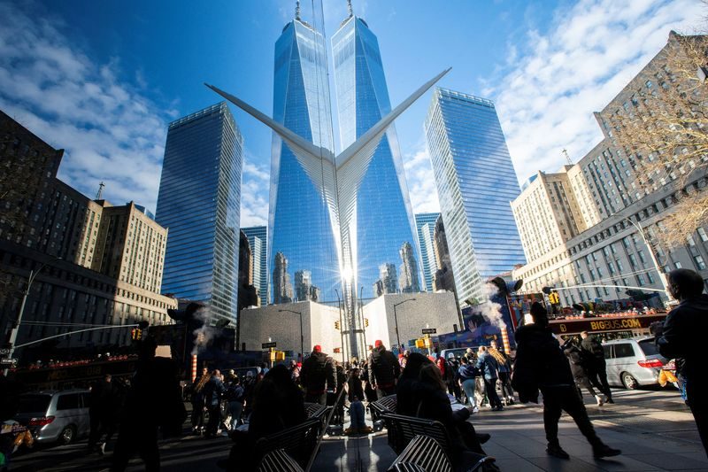 U.S. equity funds attract first weekly inflow in three weeks
