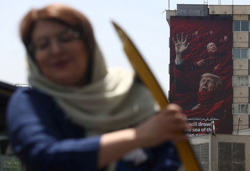 Oil hits $100 after Houthi attack on Saudi tankers worsens oil supply disruption
