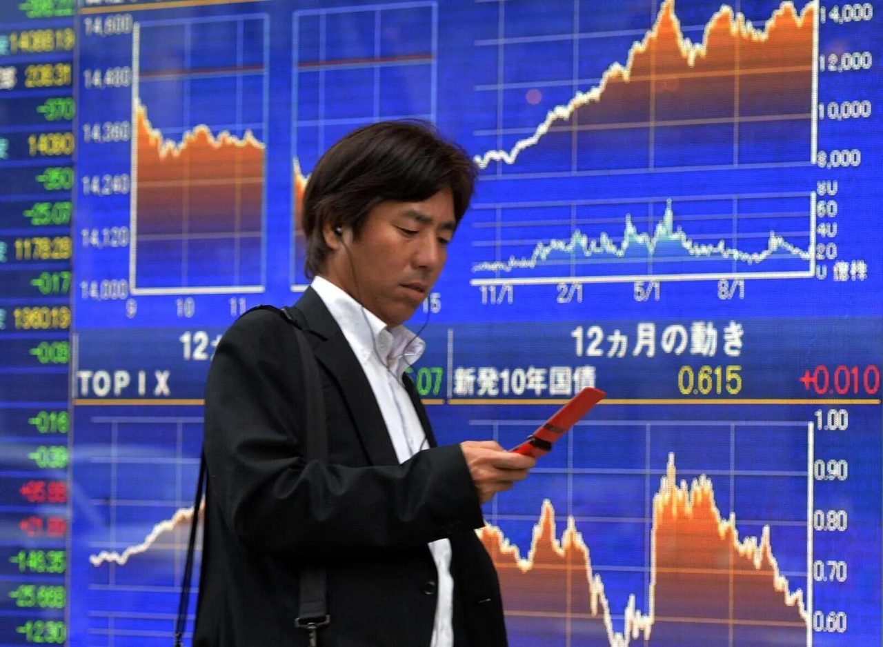 Global Market: Japan's 10-year bond yield climbs as fiscal concerns weigh on market ahead of BOJ meeting