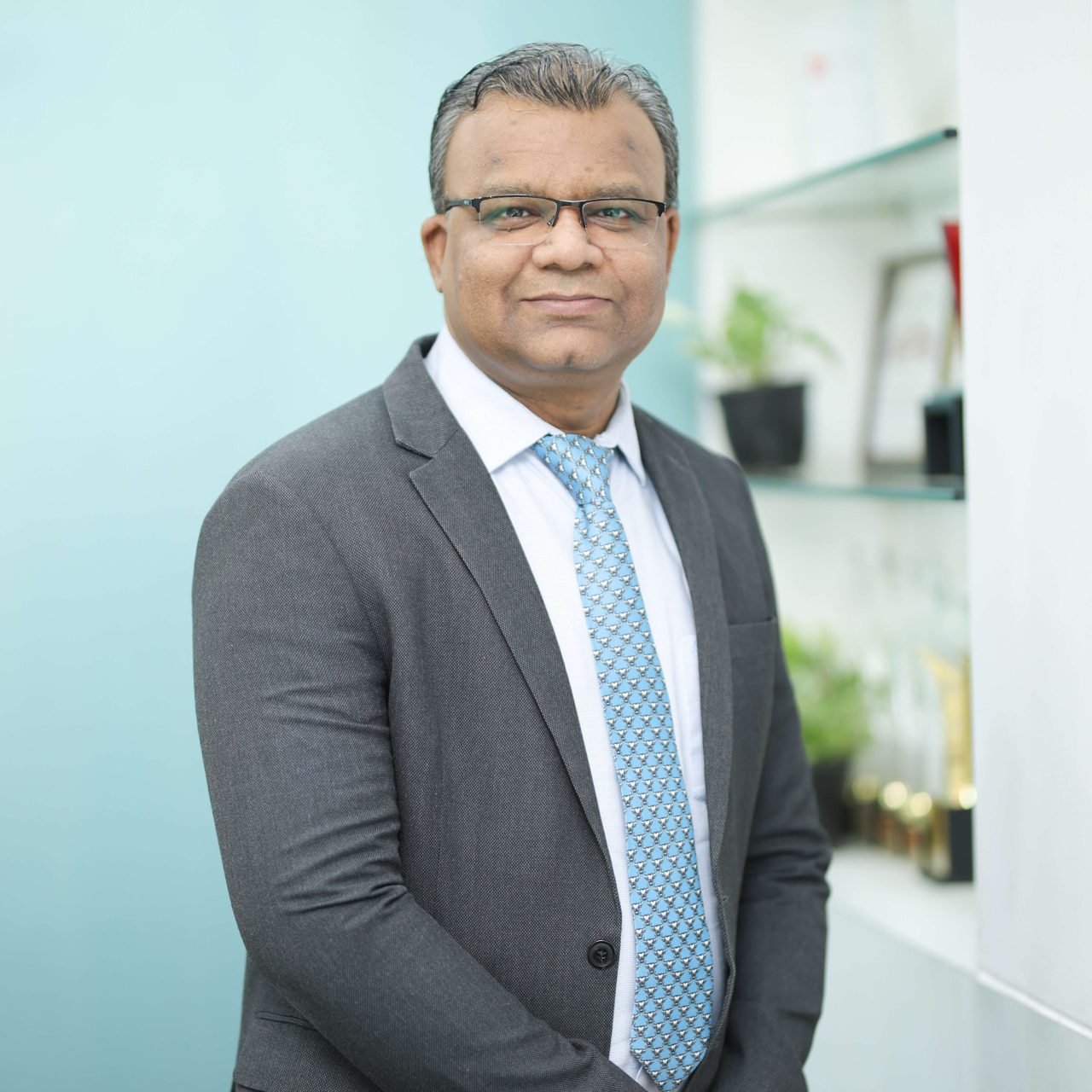 Why investors should not ignore largecaps despite the smallcap rush: Canara Robeco CIO Shridatta Bhandwaldar