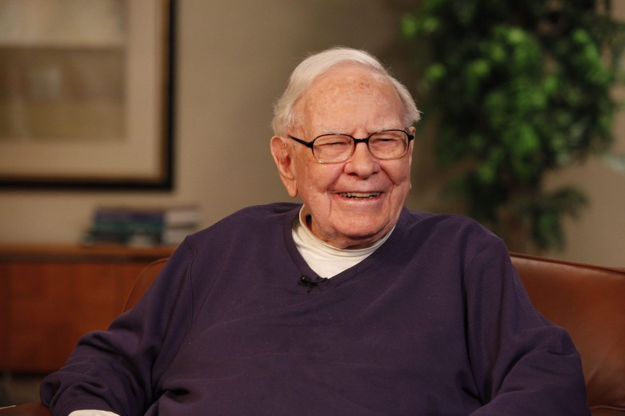 Warren Buffett calls Bill Gates' actions with Epstein 'distasteful,' but people make mistakes