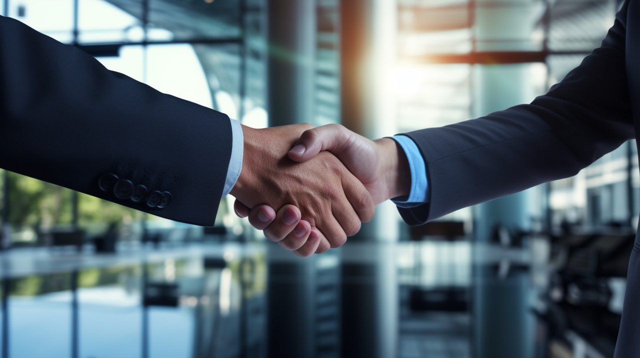 Oracle Corporation (ORCL) vs. Amazon.com (AMZN): Which AI Infrastructure Giant Is Better Positioned for Long-Term Growth?