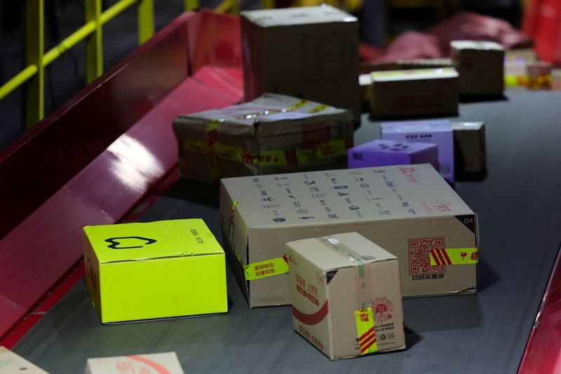 JD.com expects second-half electronics sales to improve after quarterly revenue falls