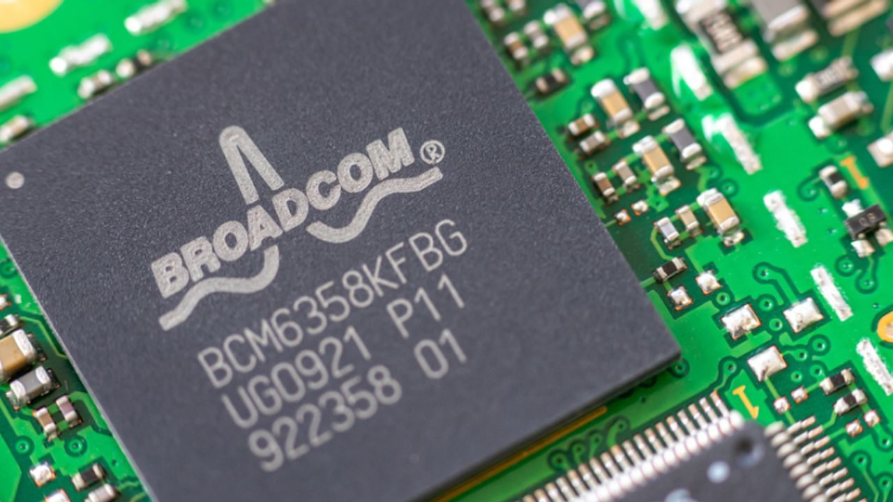Broadcom seeks more than $60bn in debt for AI chip deal