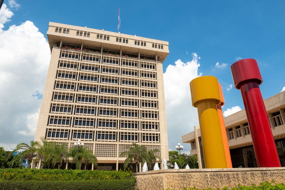 Dominican Republic Central Bank Raises Policy Rate to 5.50% From 5.25%