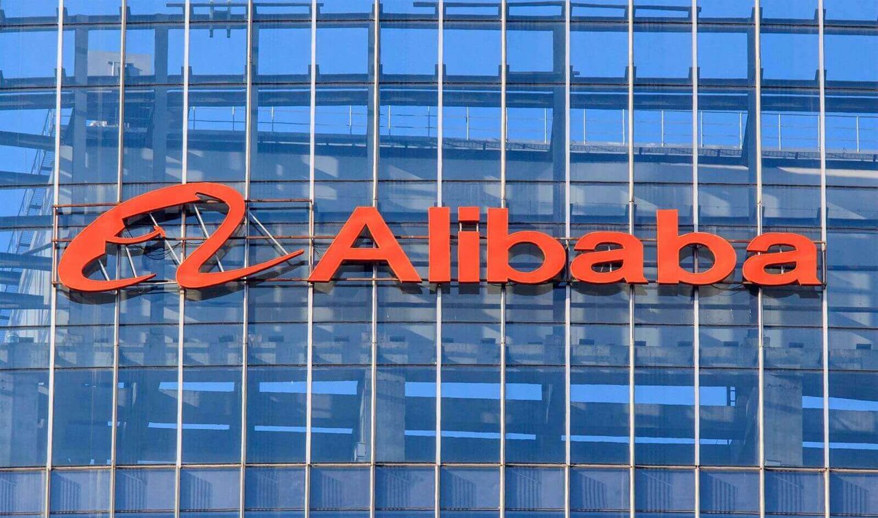 Alibaba Stock Just Got Apple’s Biggest AI Endorsement. This Could Be a Game Changer for BABA.