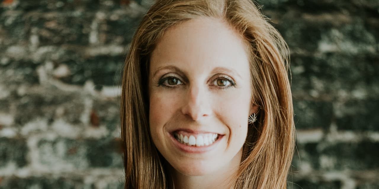 How Women in Finance Are Building Professional Networks That Make a Difference