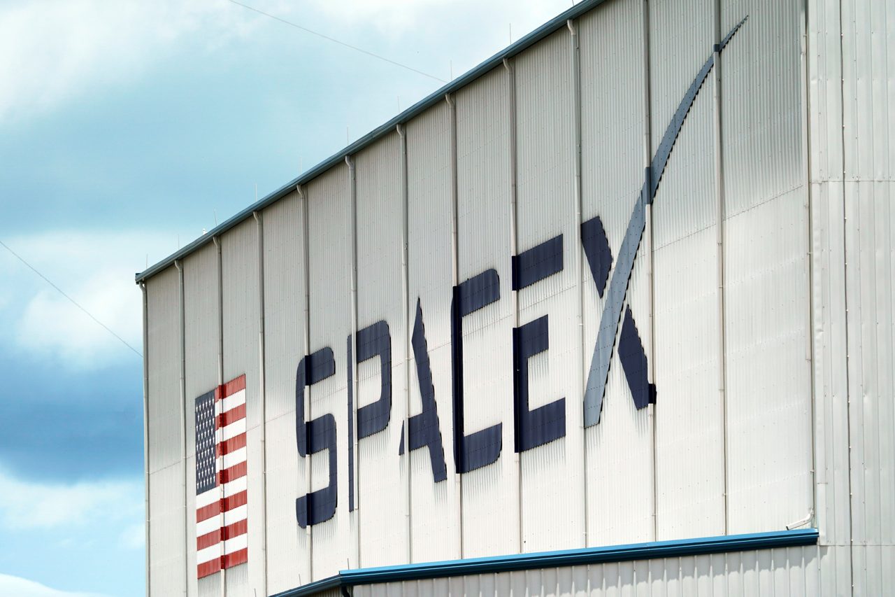 SpaceX stock loses more altitude with Starship set for test flight: What Wall Street is saying