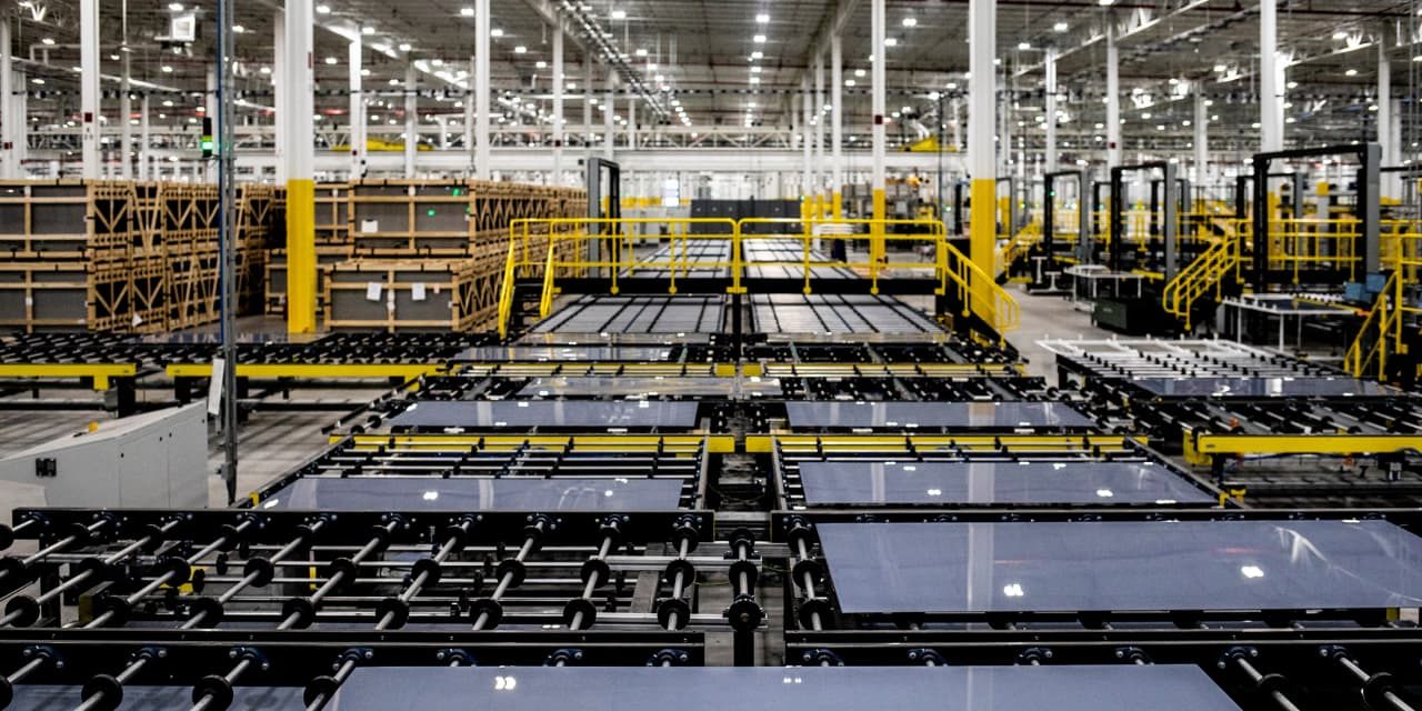 First Solar Stock Powers to the Top of the S&P 500 as Regulatory Decision Approaches