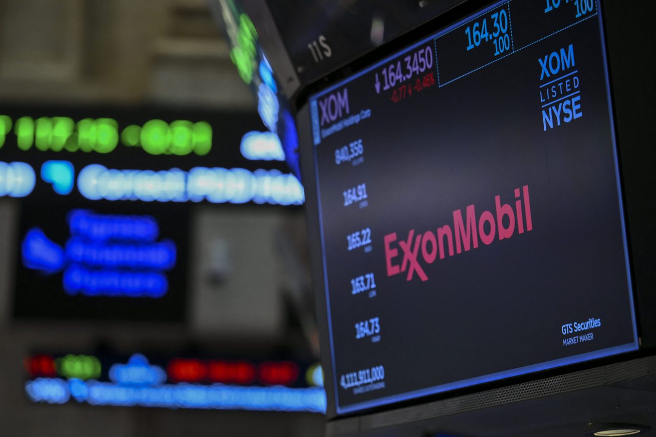 Top Wall Street analysts suggest these 3 dividend stocks for consistent income