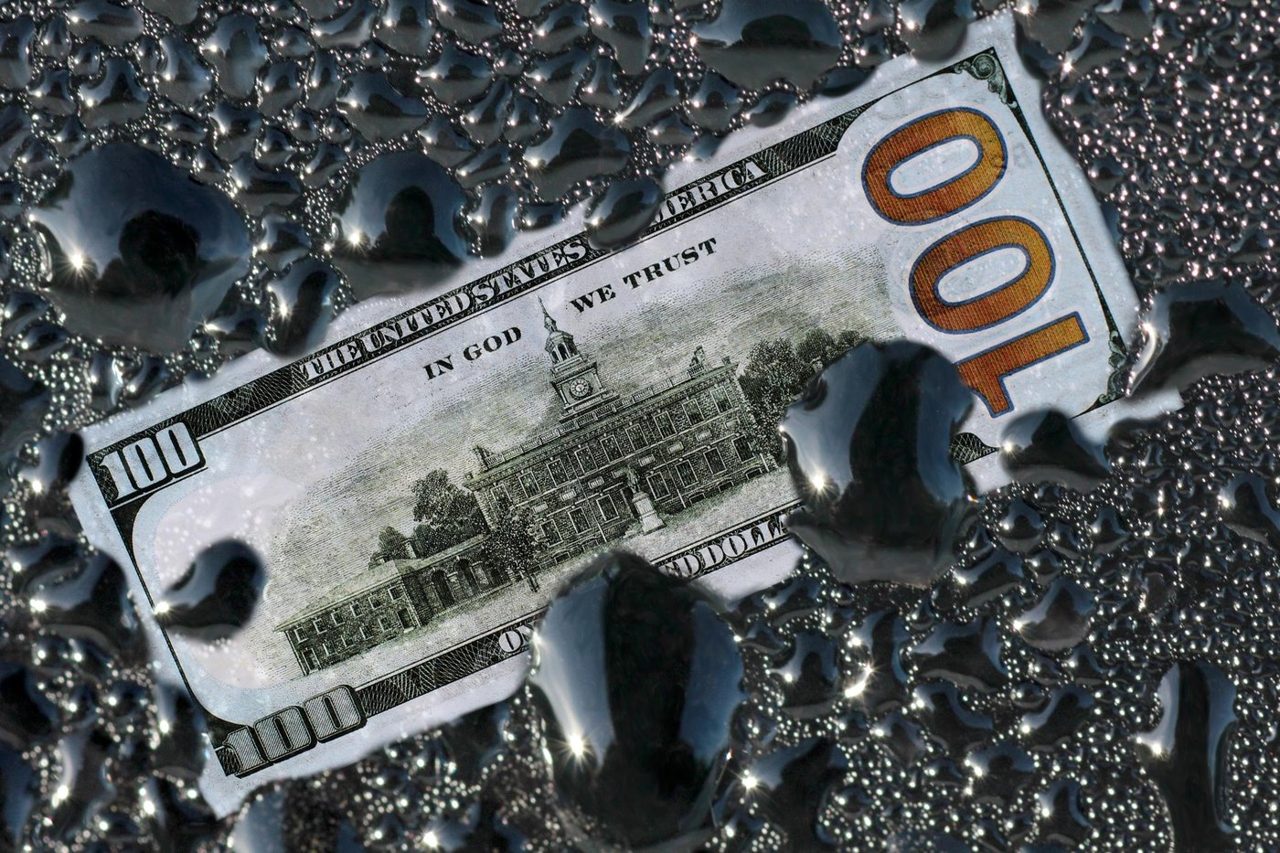 Brent Crude Tops $100 After Reports of Tanker Attacks Near Saudi Arabia. Should Investors Buy Oil Stocks Now?