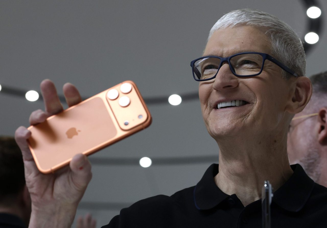 NYU Stern pricing expert: There's a hidden 'AI tax' hitting Apple, Dell — and your next phone