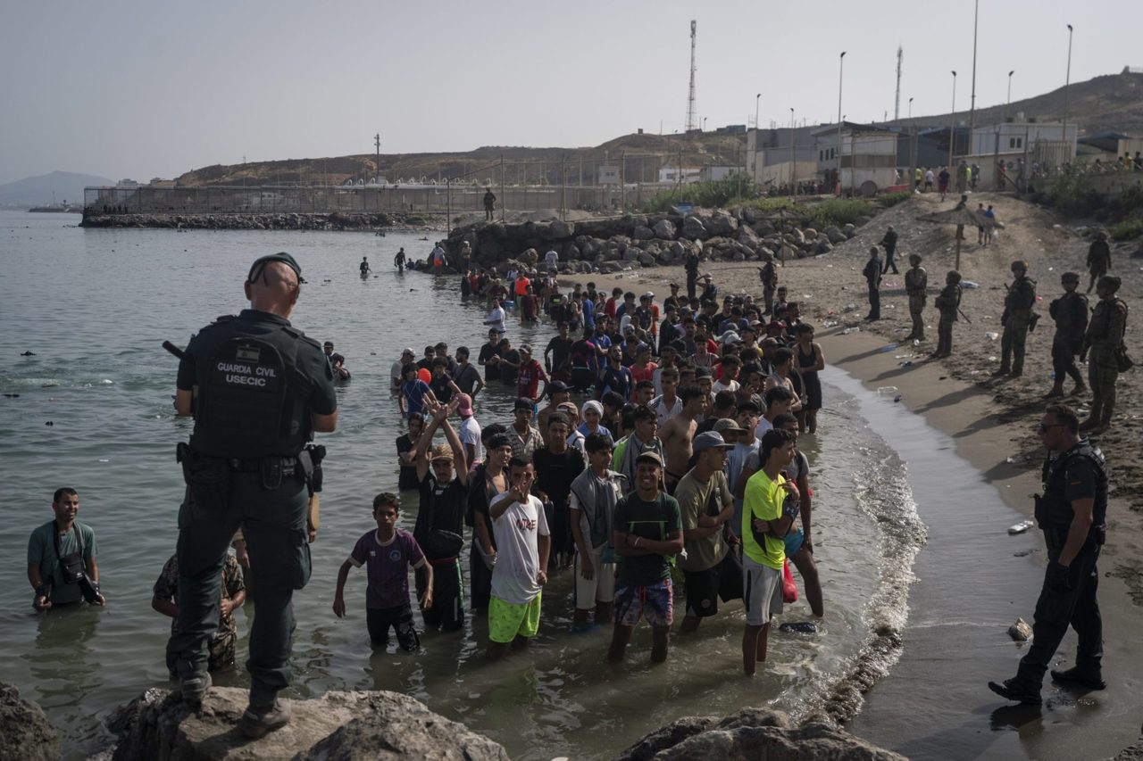 Spain's $6 billion immigration deal with Morocco didn't stop 70,000 people from crossing in 48 hours