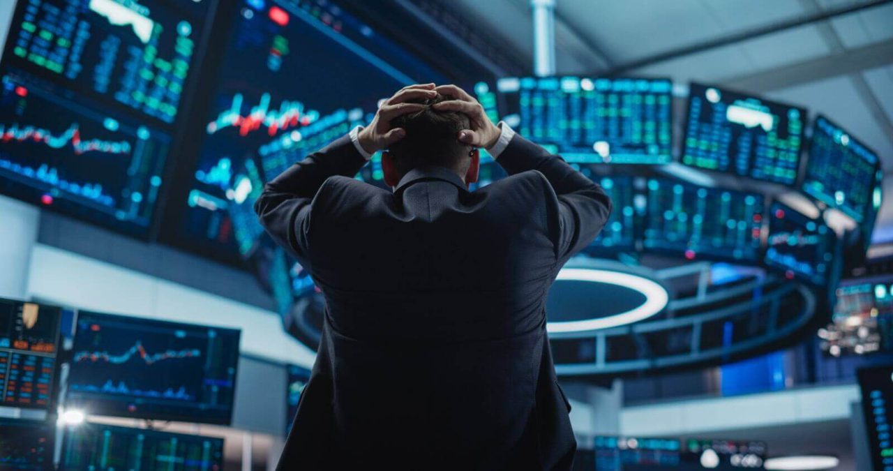 Nasdaq Futures Plunge as Rising Bond Yields Drive Chip Selloff