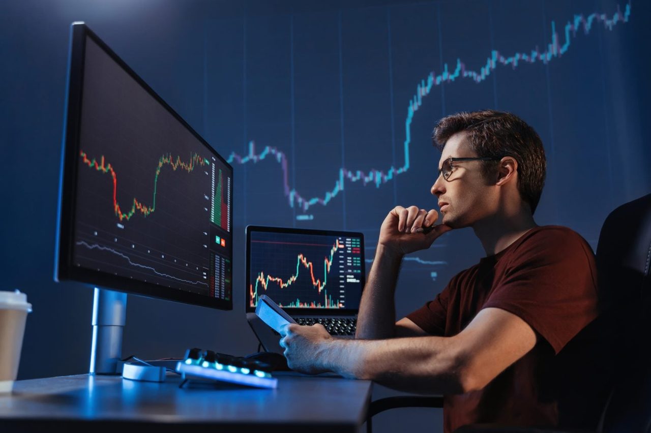 The Market Could Crack This Summer: 5 Defensive High-Yielding Dividend Stocks to Buy Now