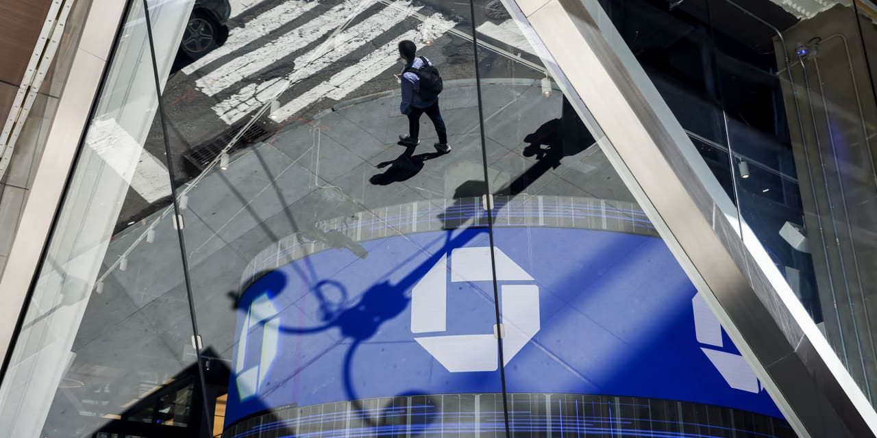 Layoffs at JPMorgan Hit Highest Level Since 2015