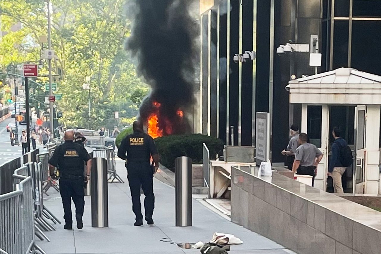 Army veteran with ‘ICE Off Our Streets’ sign sets fire and opens pellet gun attack outside Manhattan immigration court, injuring three: authorities
