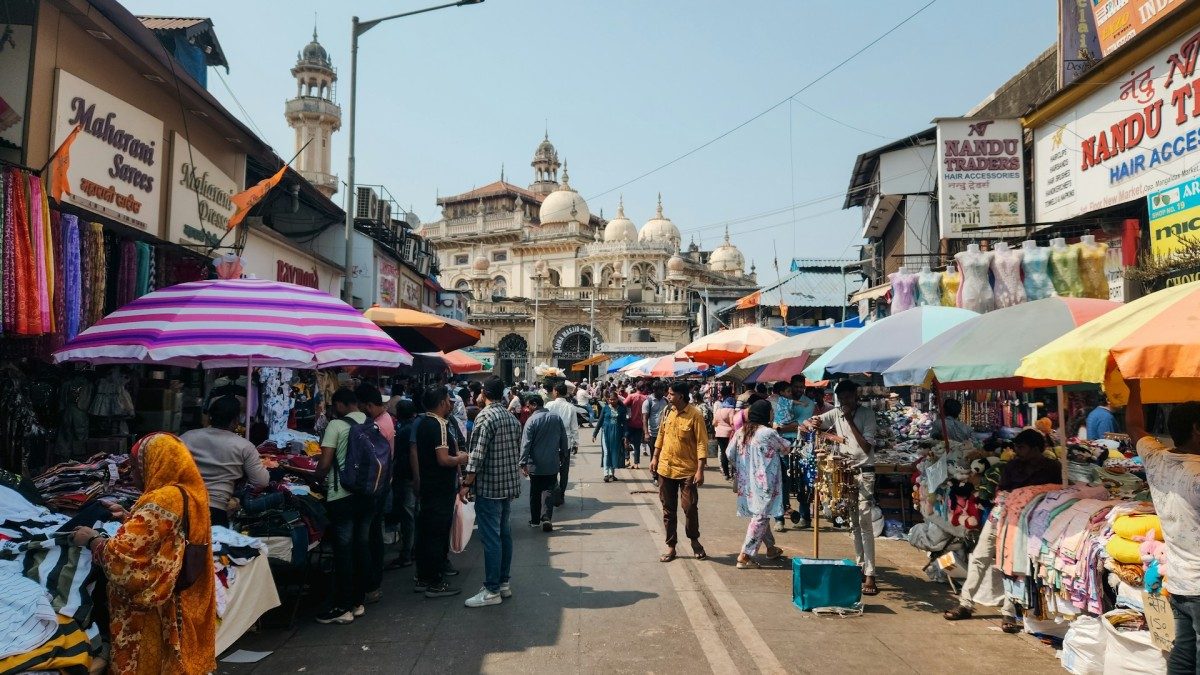 Economists Cut India’s GDP Growth Forecast on Oil Price Shock