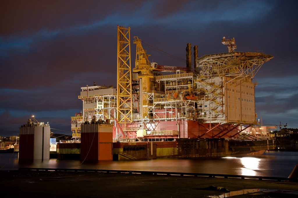 Oil Falls on Hormuz Freight Risk; Petrobras Slides