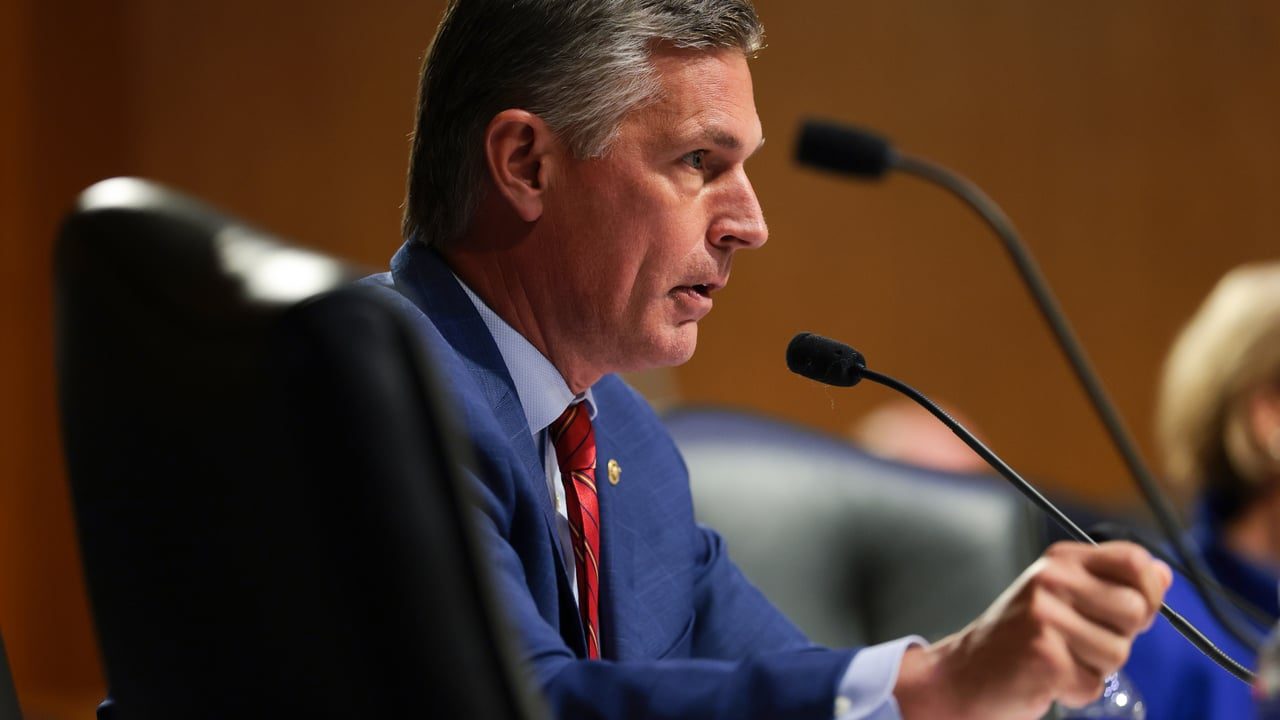 Sen. Martin Heinrich bill to end oil company overseas tax breaks