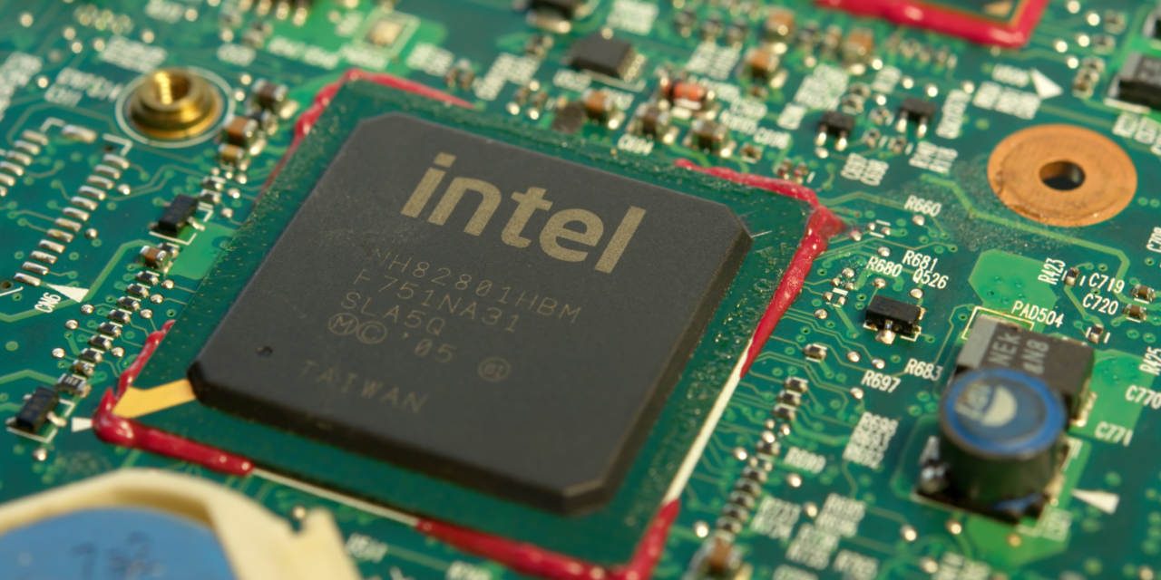 Intel Boosts Size of Stock Offering to $20 Billion