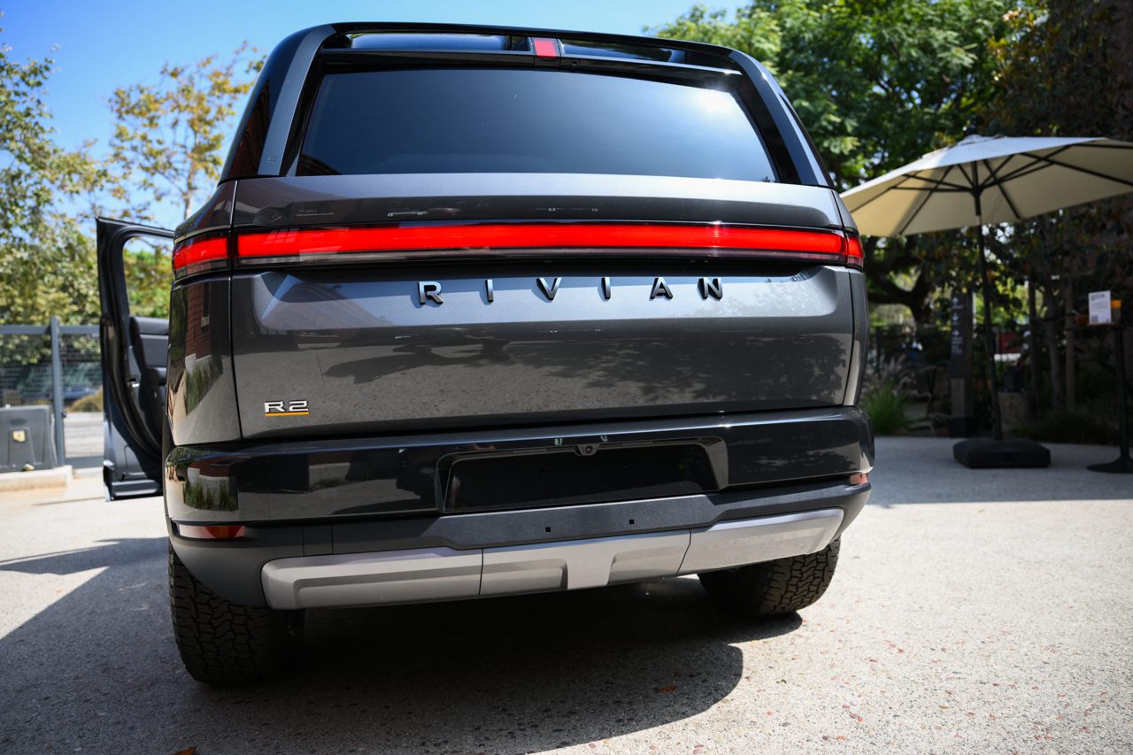 Rivian, Tesla and the 'Holly Index': How to trade the new EV Main Street battle