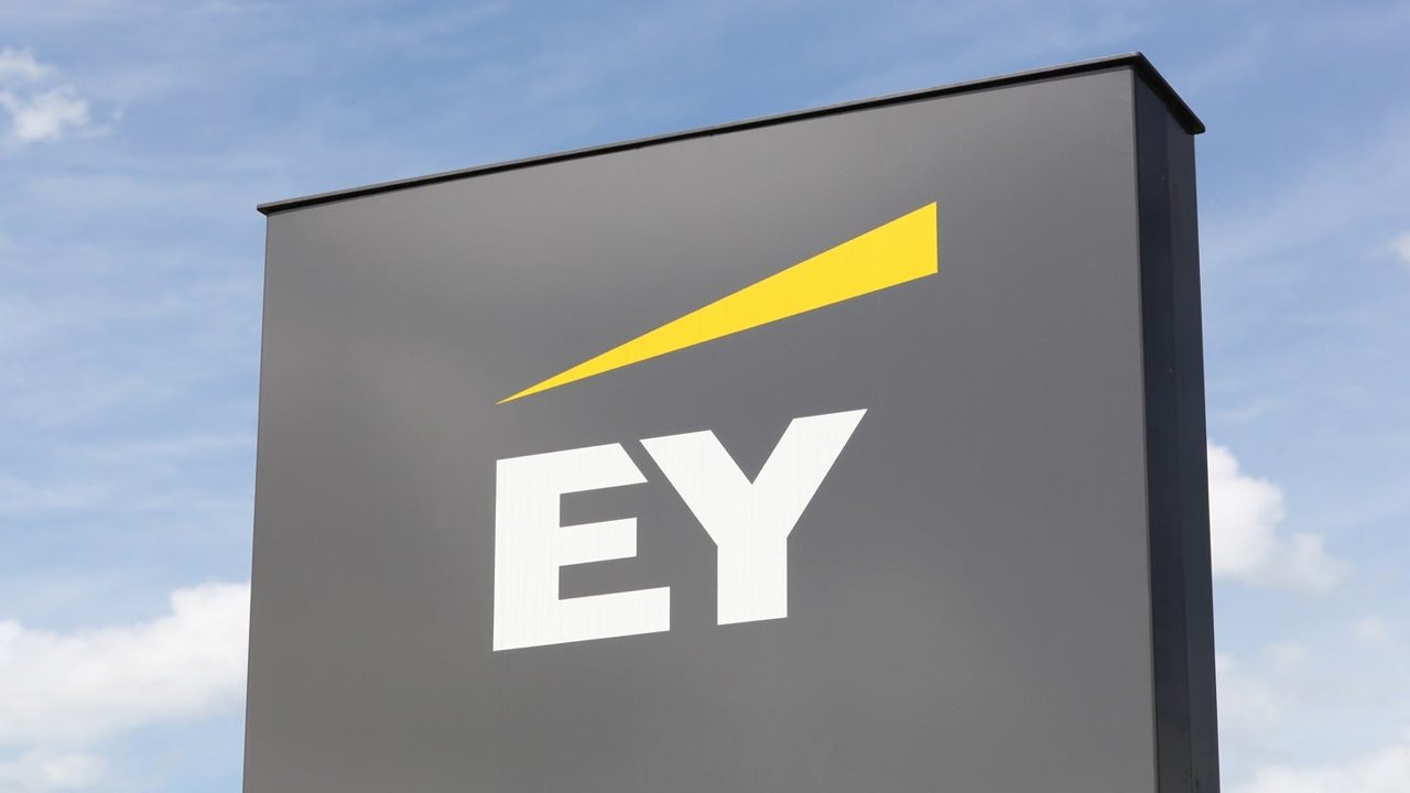 Edelson Lechtzin reviews potential claims over EY tax data breach