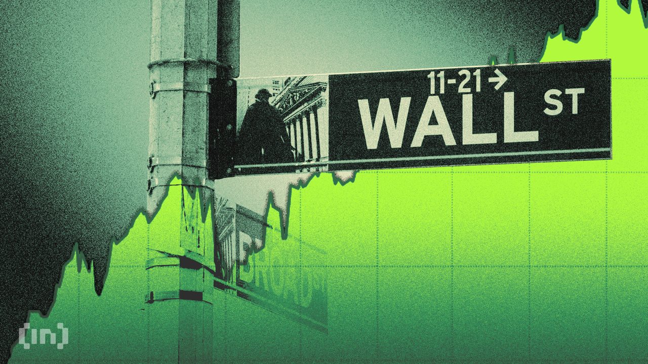 Analysts See Nearly 40% Gains In Nancy Pelosi's Latest Stock Buys