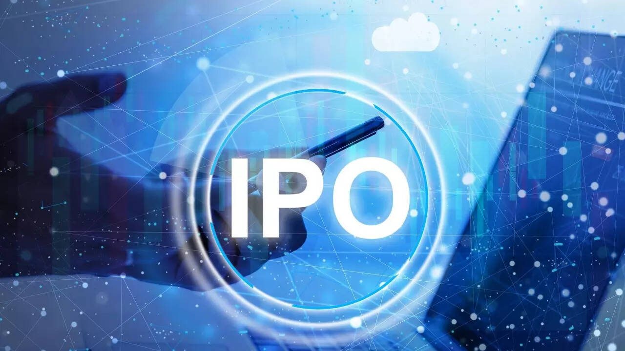 IPO GMP Today Live Updates: Shiprocket enters Day 2 of bidding with 35% GMP; Milky Mist enters final day with 15%. Where should you apply?