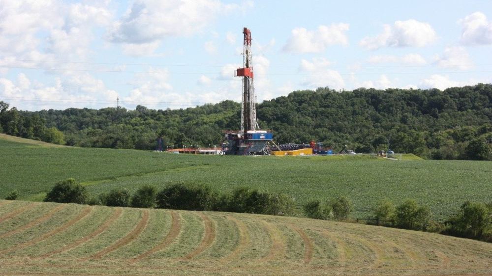 US Drillers Add 7 Oil Rigs Amid Brent's $12 Weekly Surge