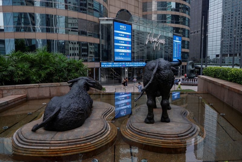 Bond relief ebbs, stocks fall as investors question Treasury's rescue efforts
