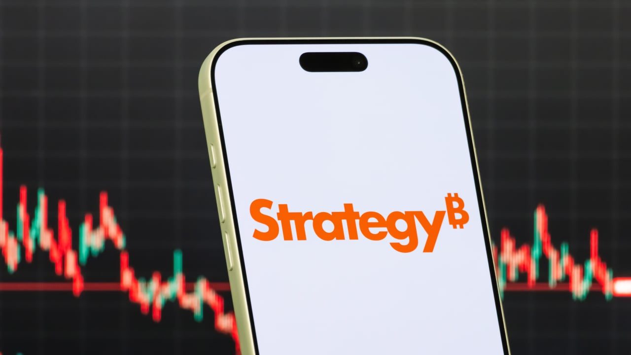 Strategy sells $105M in bitcoin to fund preferred dividends