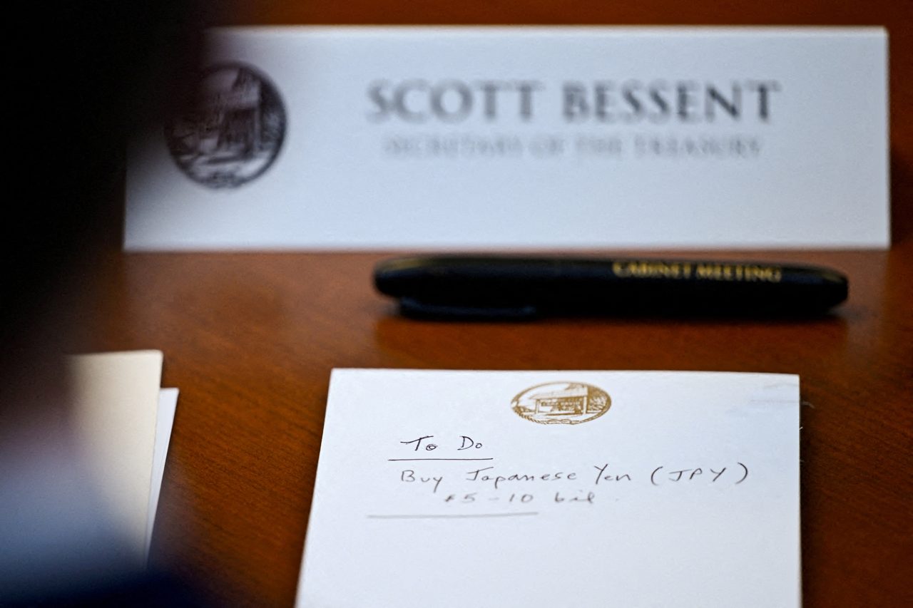 White House props up yen against backdrop of Washington-Tokyo trade deal