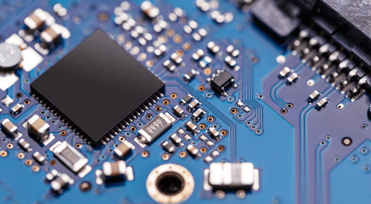 Advanced Micro Devices Shares Rise After Raymond James Upgrades Stock to Strong Buy